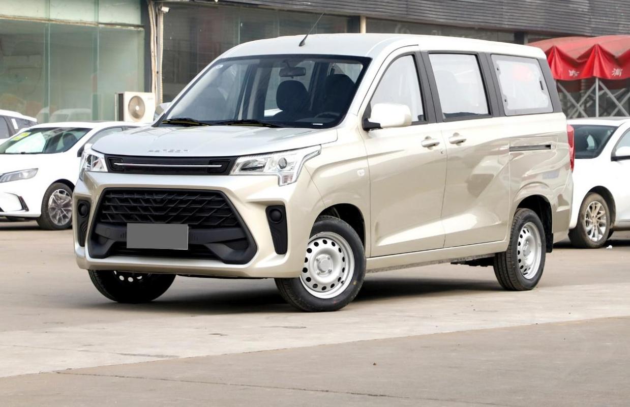 東風(fēng)風(fēng)光380貨運版空間東風(fēng)風(fēng)光380貨運版空間怎么樣