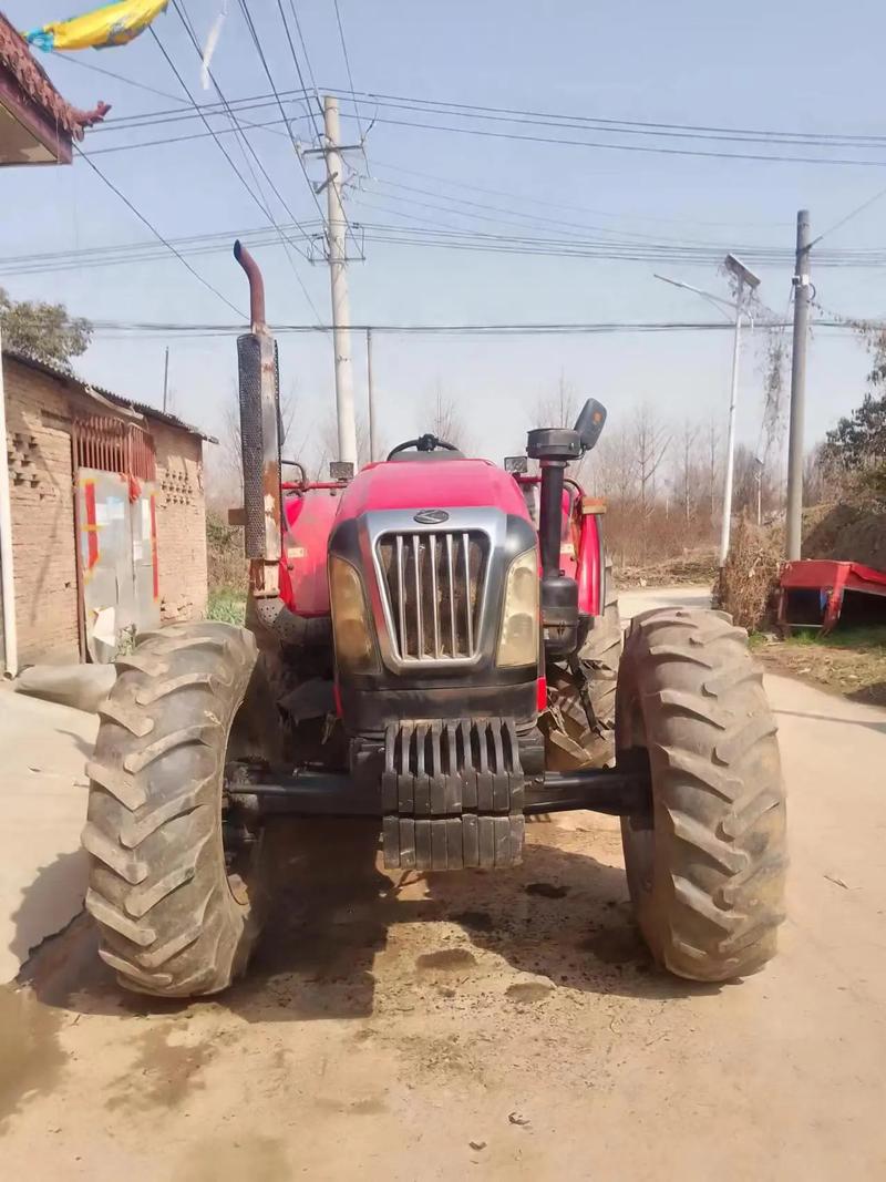 大型老式貨運拖拉機(jī)視頻大型老式貨運拖拉機(jī)視頻大全