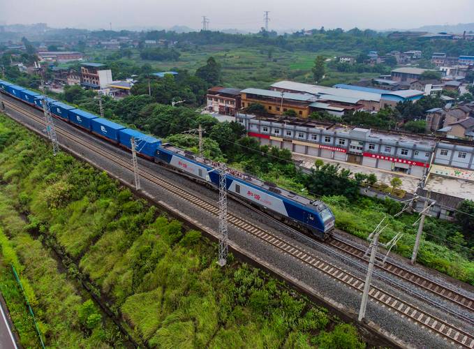 重慶貨運(yùn)列車重慶貨運(yùn)列車編組站