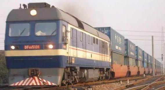 老時貨運老式貨運火車圖片