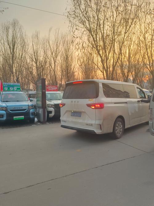 mpv家用貨運(yùn)拉貨家用mpv